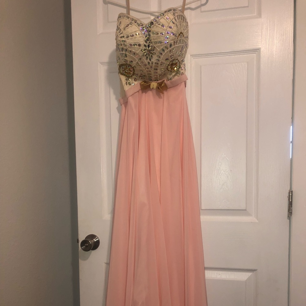 PROM DRESS